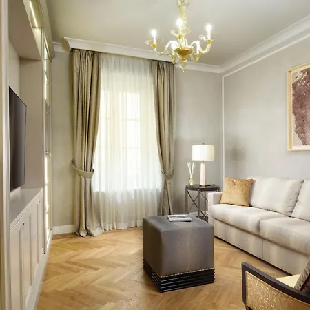 Luxury By Palazzo Portinari Salviati *