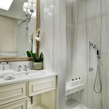 Luxury By Palazzo Portinari Salviati Apartment *