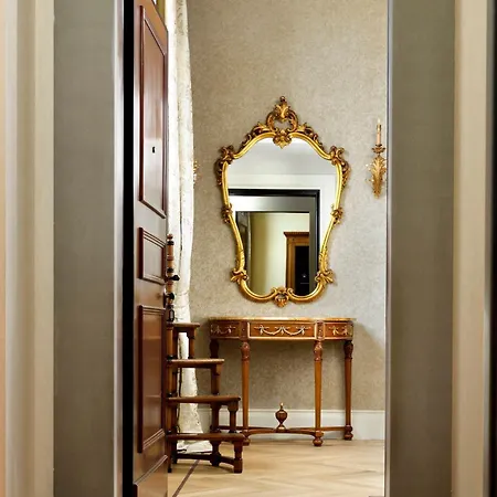Luxury By Palazzo Portinari Salviati Apartment